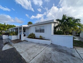 Building Photo - 140 NW 40th St