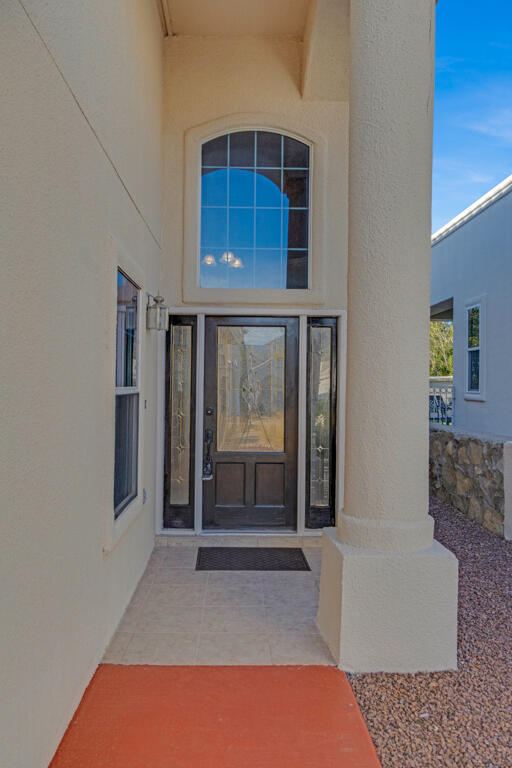 Building Photo - 1561 Via Appia St