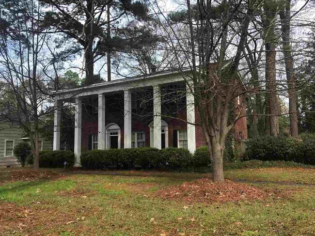 Building Photo - 1076 Avondale St