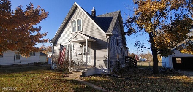 Building Photo - 3 br, 2 bath House - 1292 30th Street Nort...