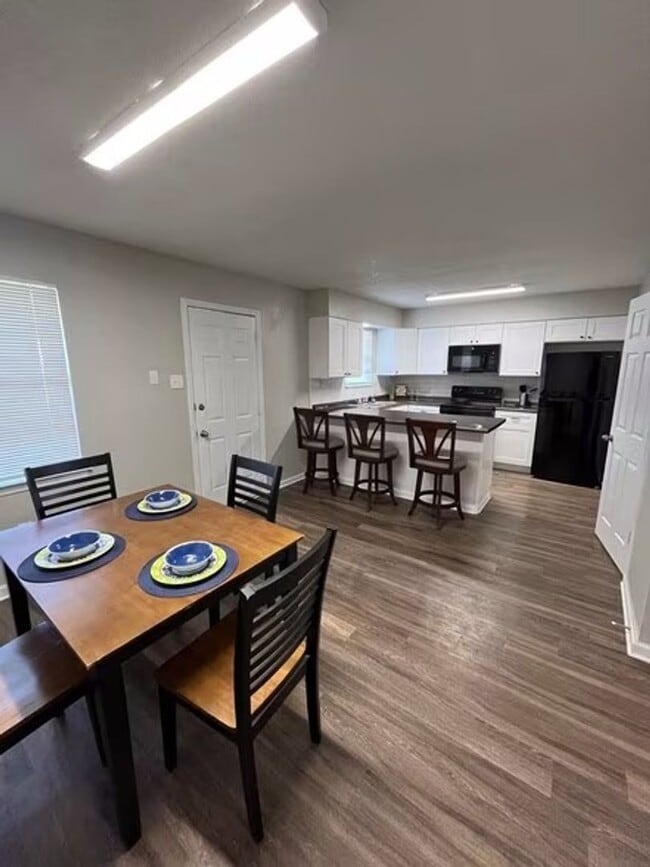 Foto del interior - Wilson Crossing Townhomes: Your Spacious, ...