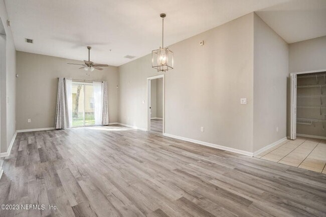 Foto del edificio - Gated Community