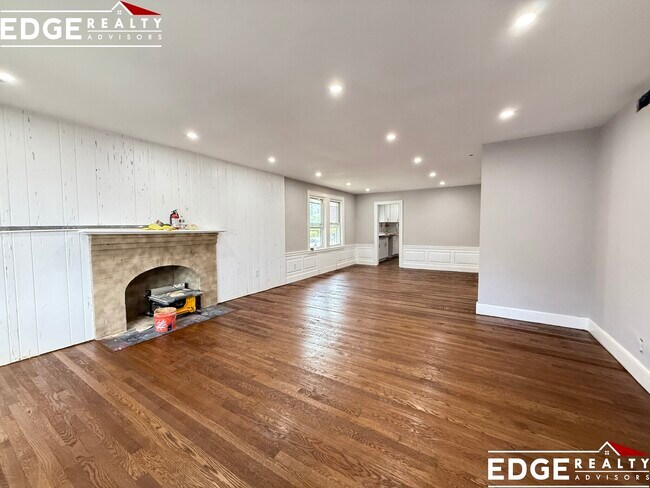 Building Photo - 2 Portina Rd