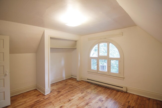 Building Photo - 303 West St