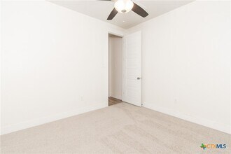 Building Photo - 308 Saturnia Dr