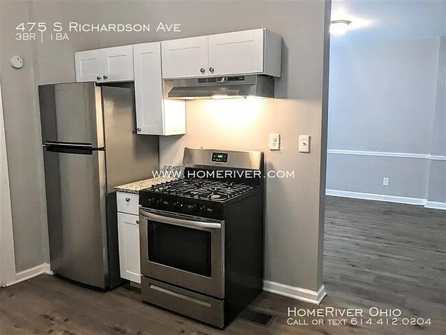 Building Photo - 475 S Richardson Ave
