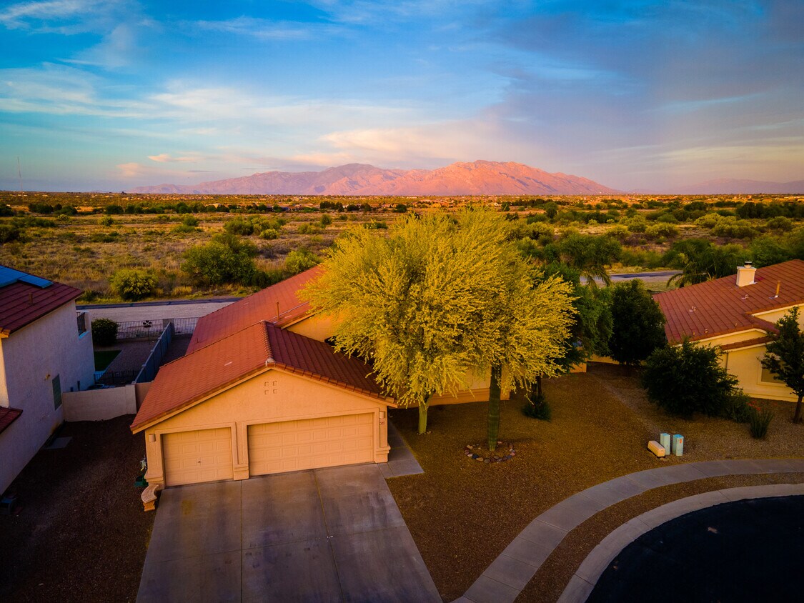 Foto principal - 8546 N Sayante Way