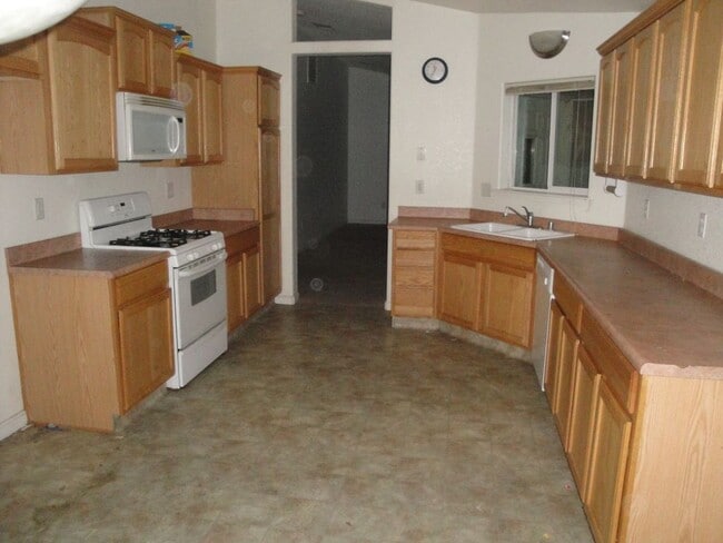 Foto del edificio - 1464 Richfield Ave