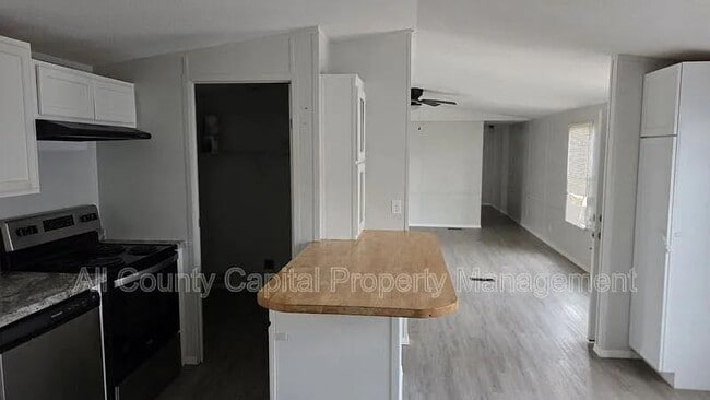 Building Photo - 1113 Colorado St