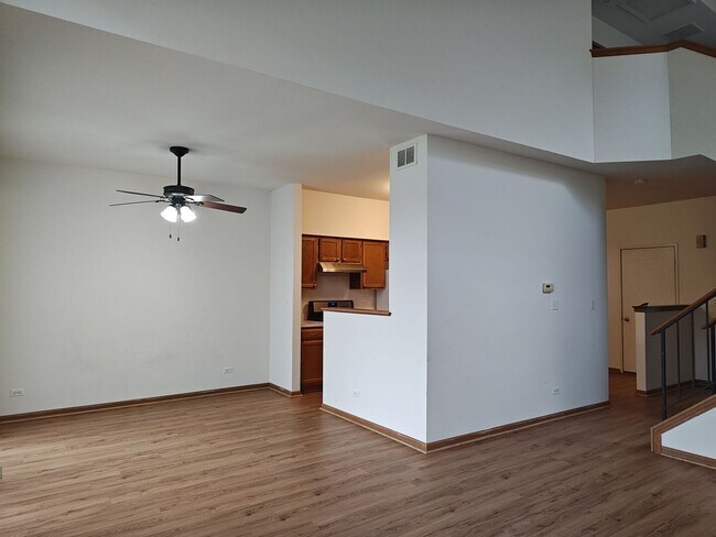 Foto del edificio - 283 Camel Bend Ct