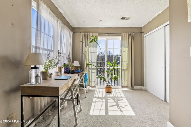 Foto del edificio - 148 Frontier Way
