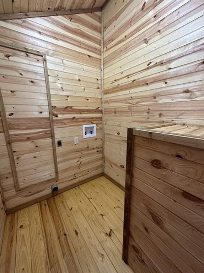 Building Photo - 79 Hill Country Cabin Ln