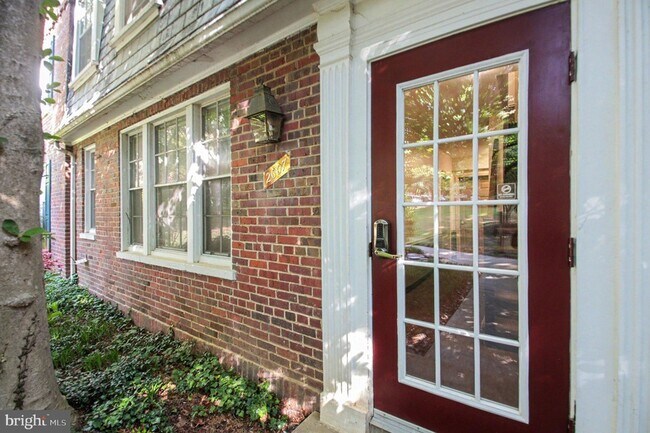 Foto del edificio - 2007 Key Blvd