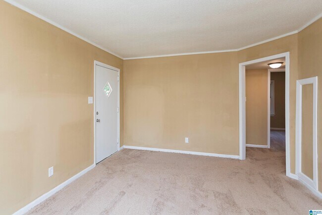 Building Photo - 46 Wilkes Cir