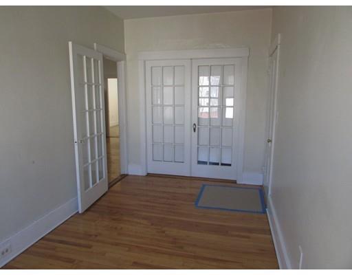 Building Photo - 54 Shelby St