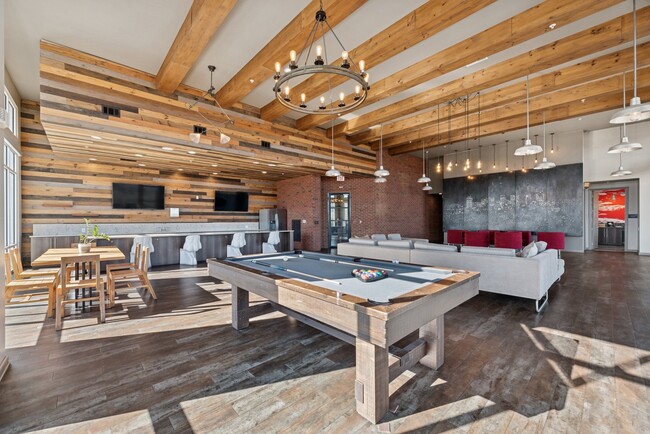 Interior Photo - 909 Flats