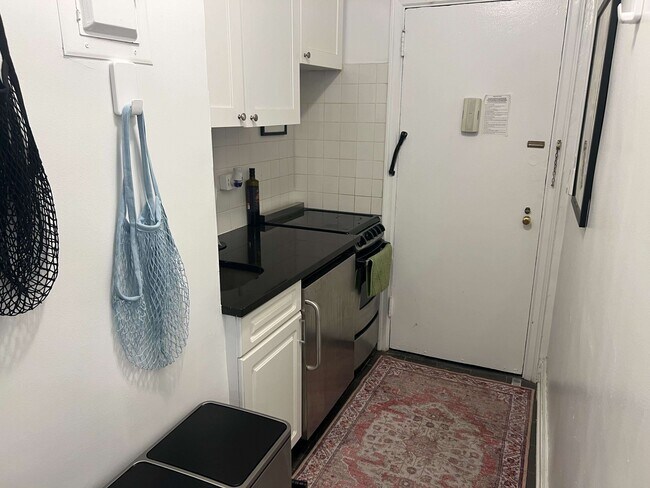 Foto del edificio - 310 E 44th St