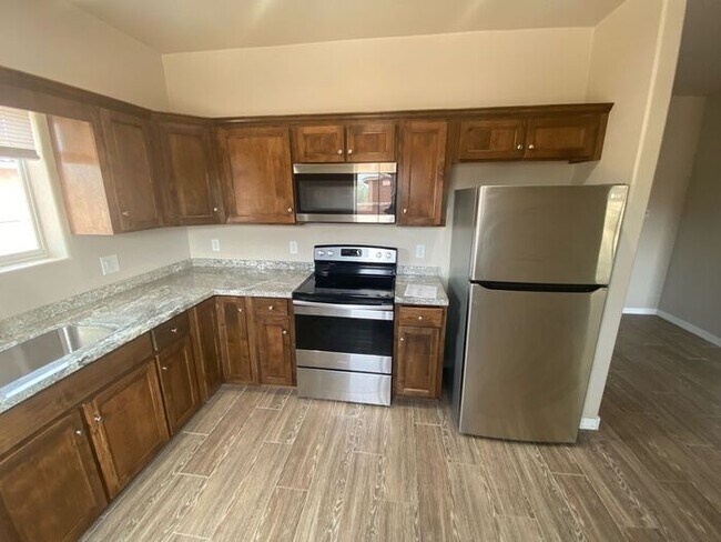 Foto del edificio - PENDING/RENTED