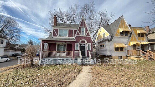 Building Photo - 1303 Kumler Ave