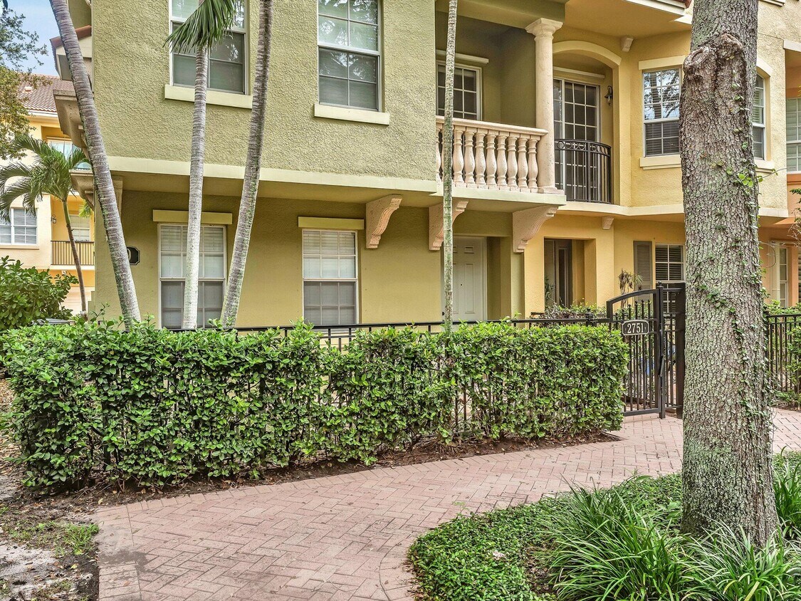 Foto principal - 2751 Ravella Way