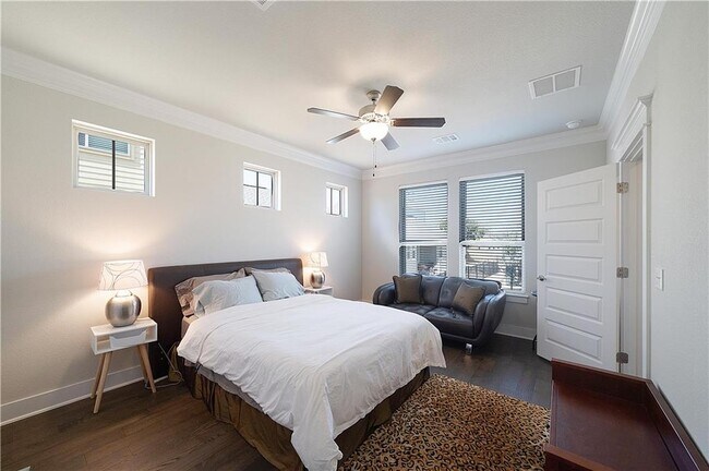 Foto del edificio - 1902 Standing Tall Dr