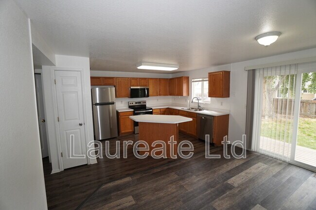Foto del edificio - 2462 Kiowa Creek Dr