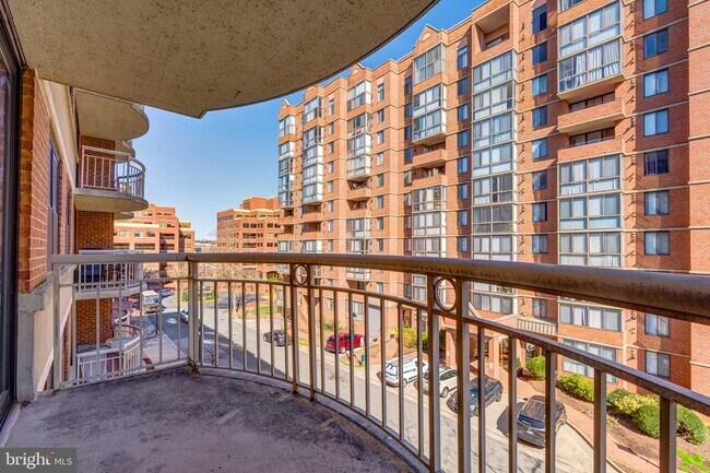 Foto del edificio - 1200 Braddock Pl