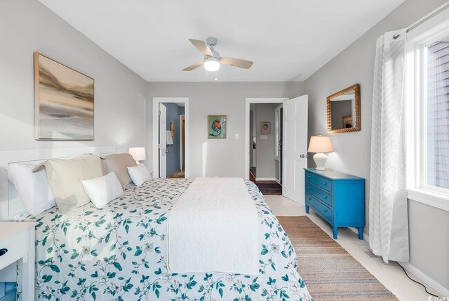 Building Photo - 4000 Fairway Lakes Dr