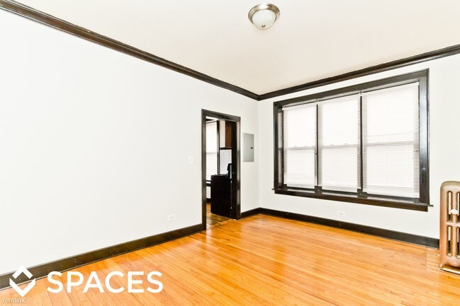 Building Photo - 1 br, 1 bath  - 1256 W Devon Ave UNT2