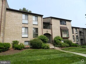 Building Photo - 2062 Royal Fern Ct