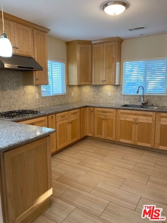 Foto del edificio - 10937 Fairbanks Way