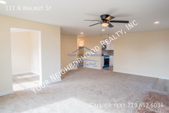 Building Photo - 111 N Walnut St
