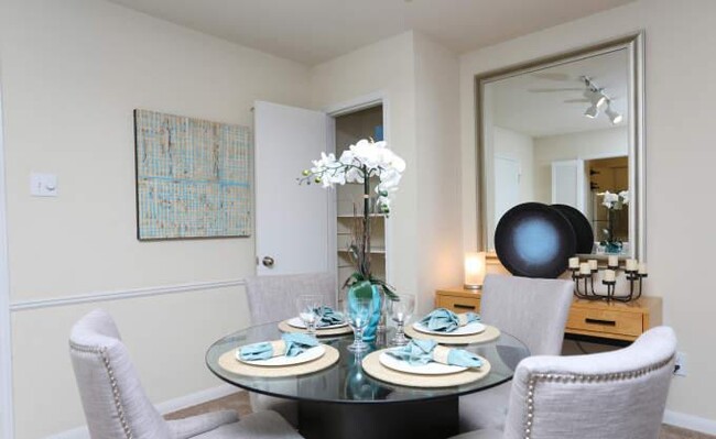 Foto del edificio - 2 bedroom in Houston TX 77056