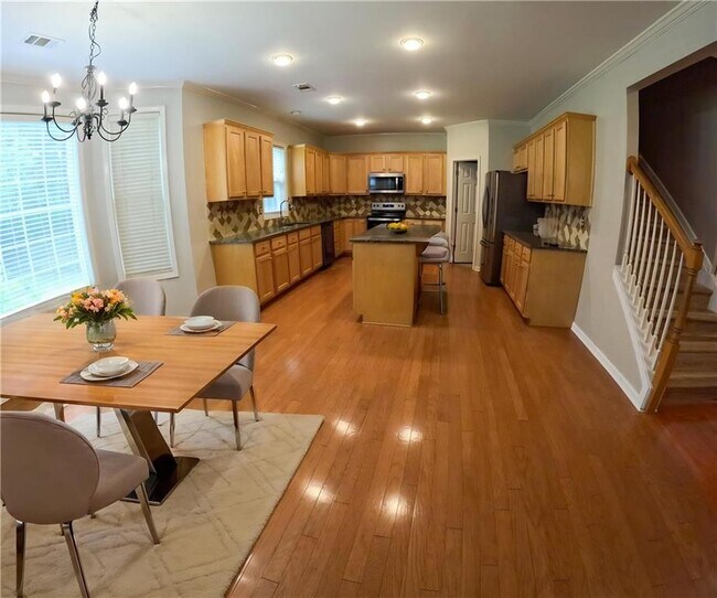 Foto del edificio - 2680 Hampton Park Dr