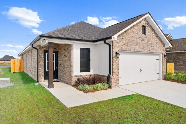 Building Photo - 35 Natureview Wy