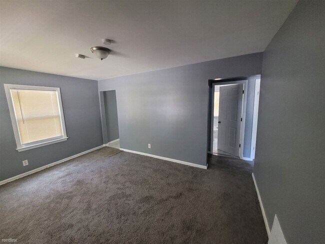 Building Photo - 3 br, 1 bath House - 4396 Neff Ave