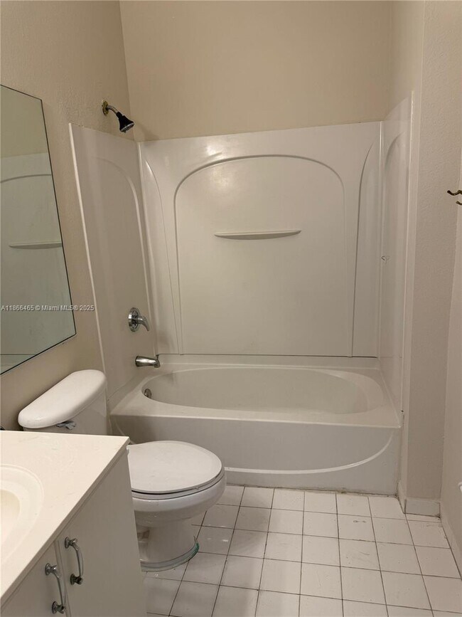Foto del edificio - 6922 NW 179th St