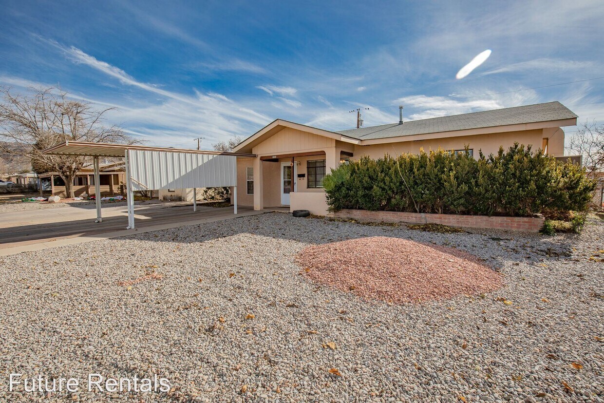 Primary Photo - 3 br, 2 bath House - 1010 Dexter