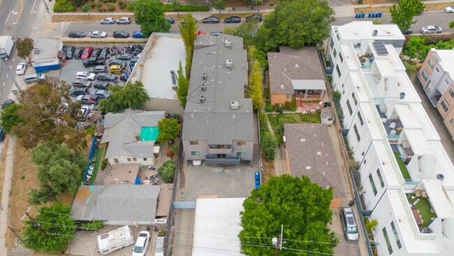 Foto del edificio - 2714 Auburn St