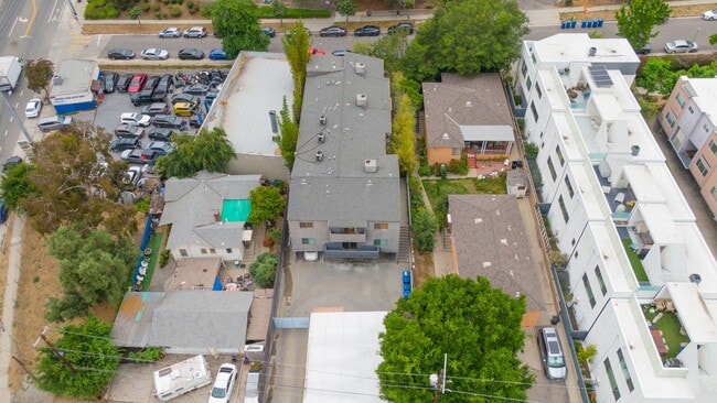Building Photo - 2714 Auburn St