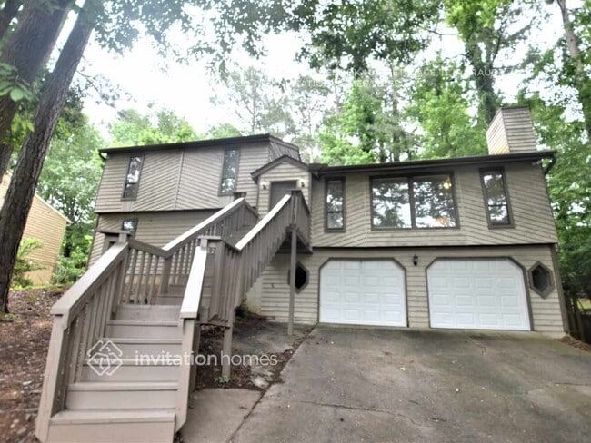 Building Photo - 2320 Tapanzee Ln