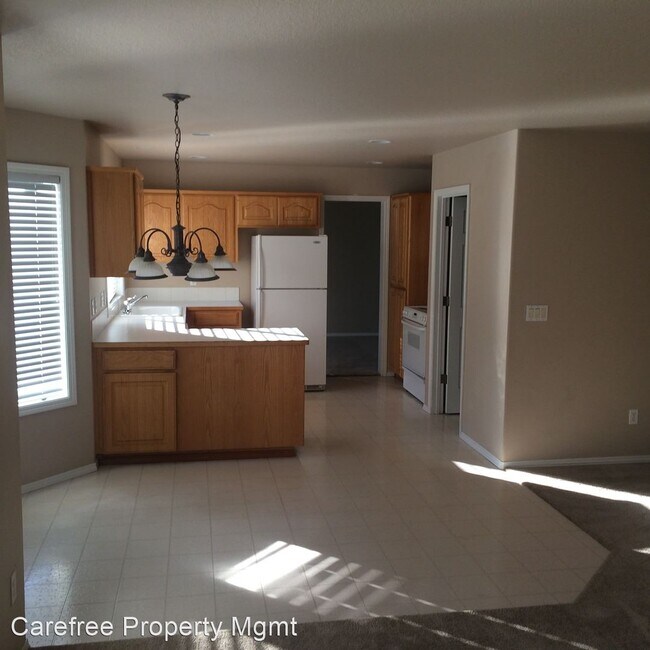 Foto del edificio - 4 br, 2.5 bath House - 7417 SW Quarry Road