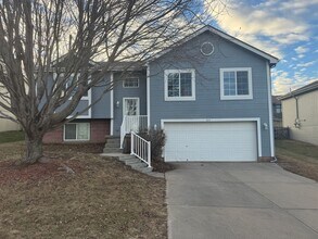 Building Photo - 3014 N 150th Ave