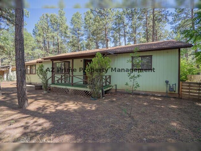 Foto del edificio - 5383 Glenwood Ln