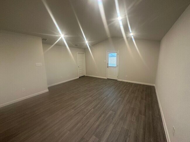 Foto del edificio - 59 Road 51026 Cleveland TX  77327