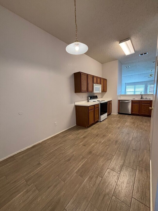 Foto del edificio - 813 Sage Cir