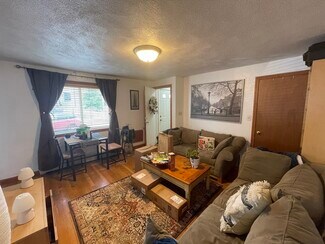 Building Photo - 30 Murdock St