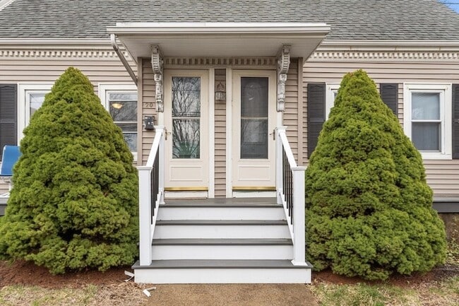 Photo - 20 School St Apartment