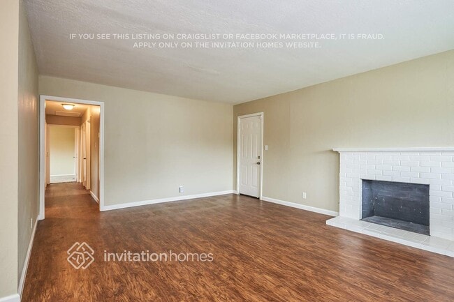 Foto del edificio - 500 Baywood Dr