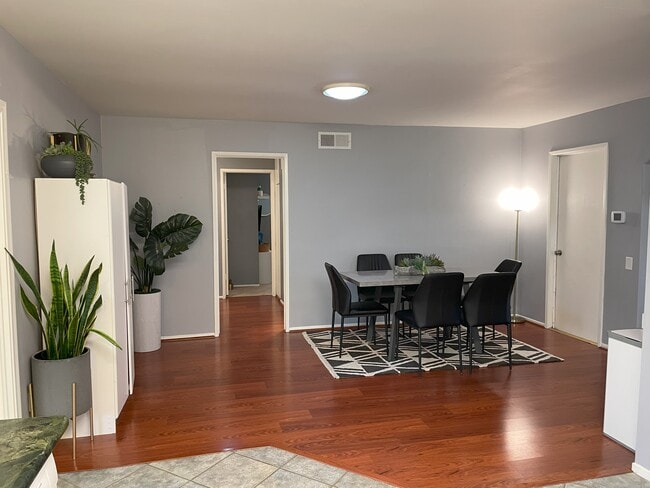 Foto del edificio - 3847 San Marcos Ct